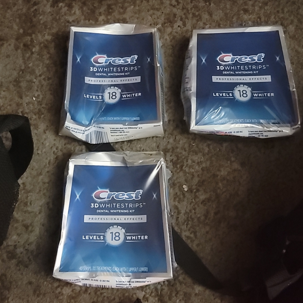 3 unopened boxes 3d white strips pro effects - Picture 2 of 2